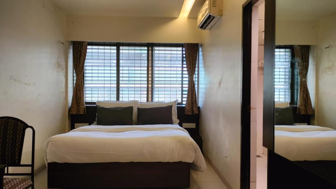 Hotel Sai Nidhi Executive-Mindspace Airoli Navi Mumbai Bagian luar foto